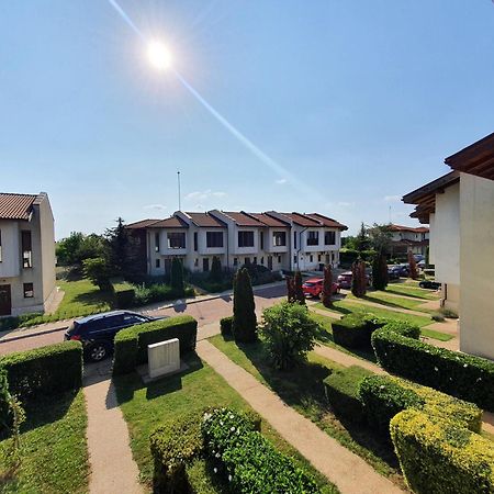 Golf Villa In Lighthouse Golf & Spa Resort 발치크 외부 사진
