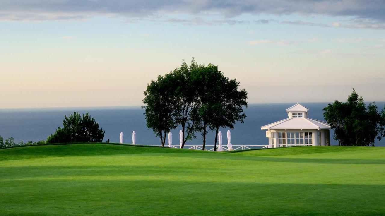 Golf Villa In Lighthouse Golf & Spa Resort 발치크 외부 사진